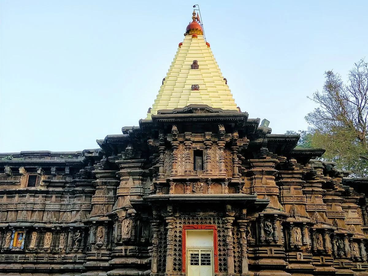 Lonavala to Kolhapur Cab Service
